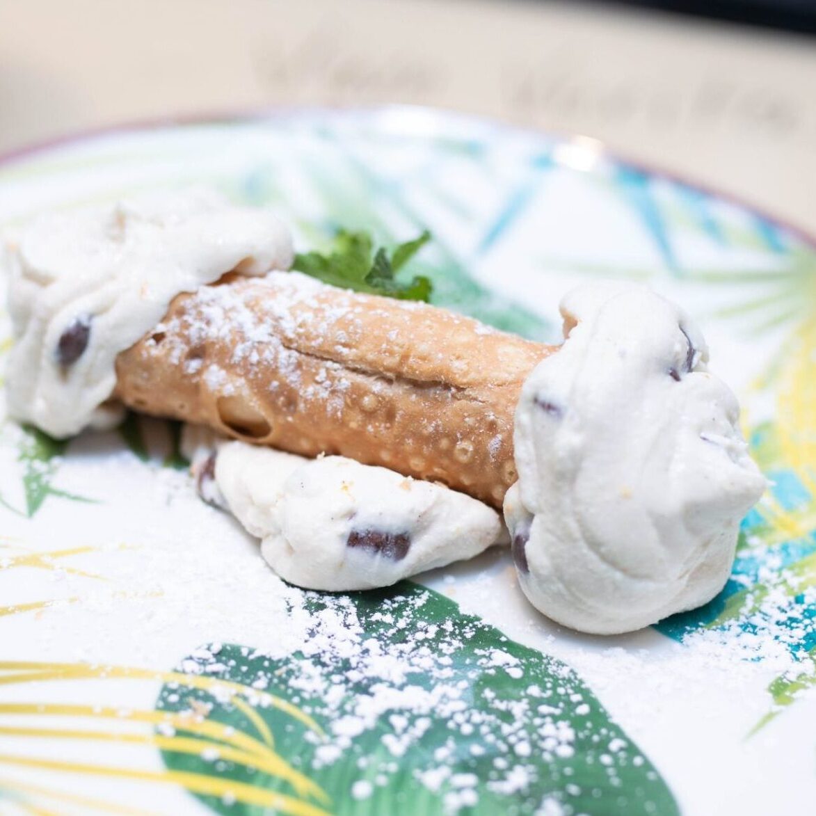 Mulino Desserts Cannoli